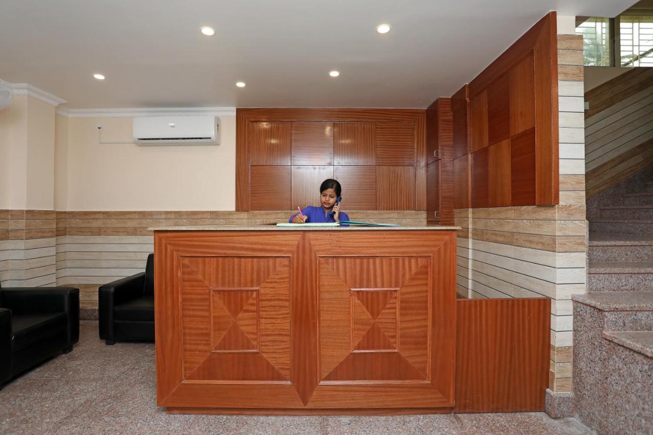 Oyo 13528 Kumud Plaza Hotel Bhuvanesvar Kültér fotó